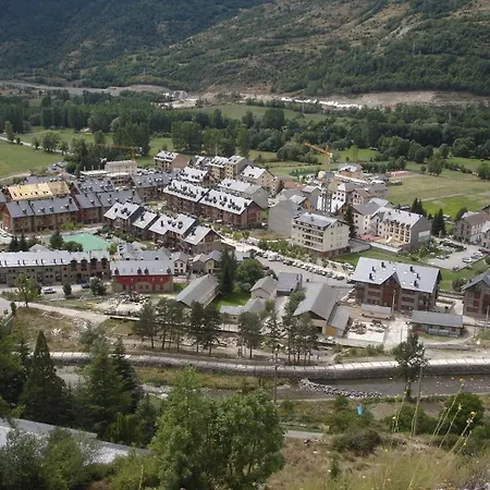 Apartamentos Wifi Baqueira & Aigueestortes Con Jardin Privado Esterri D'Aneu Room photo