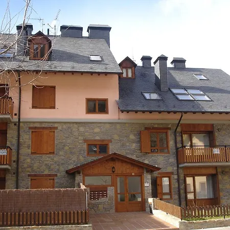 Apartamentos Wifi Baqueira & Aigueestortes Con Jardin Privado Esterri D'Aneu Exterior photo